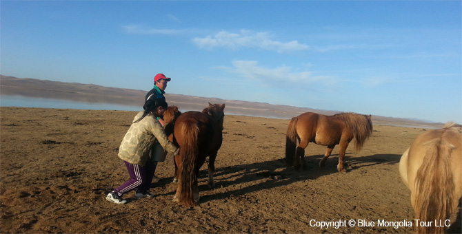 Mongolia Discovery Tours Central Part of Mongolia Travel Image 3