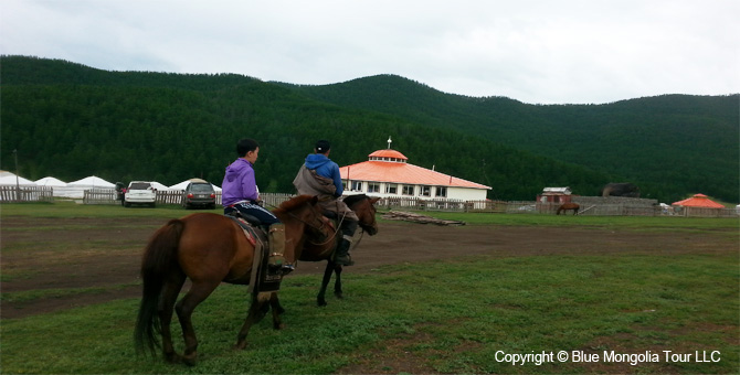 Mongolia Discovery Tours Family Vacation-Travel Image 17
