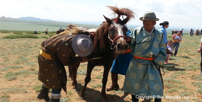 Tour Festival Enjoy Tour Mongolian Naadam Festival Image 17