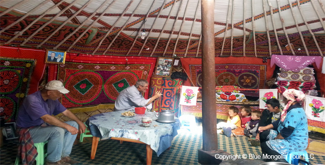 Tour Nature Outdoor Camp Tours Travel in Altai Mountains Image 14