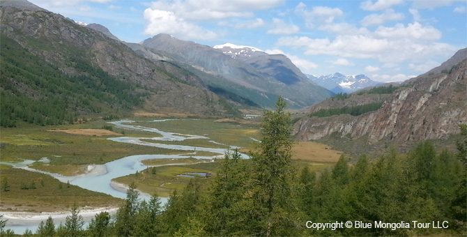 Tour Nature Outdoor Camp Tours Travel in Altai Mountains Image 8