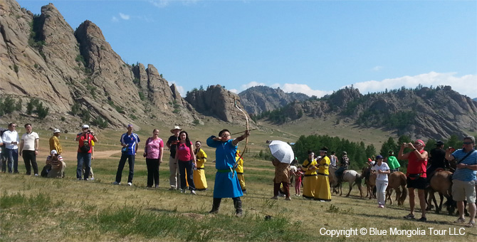 Tour Short Day Tour Chinggis Khan Statue Terelj Park Image 12